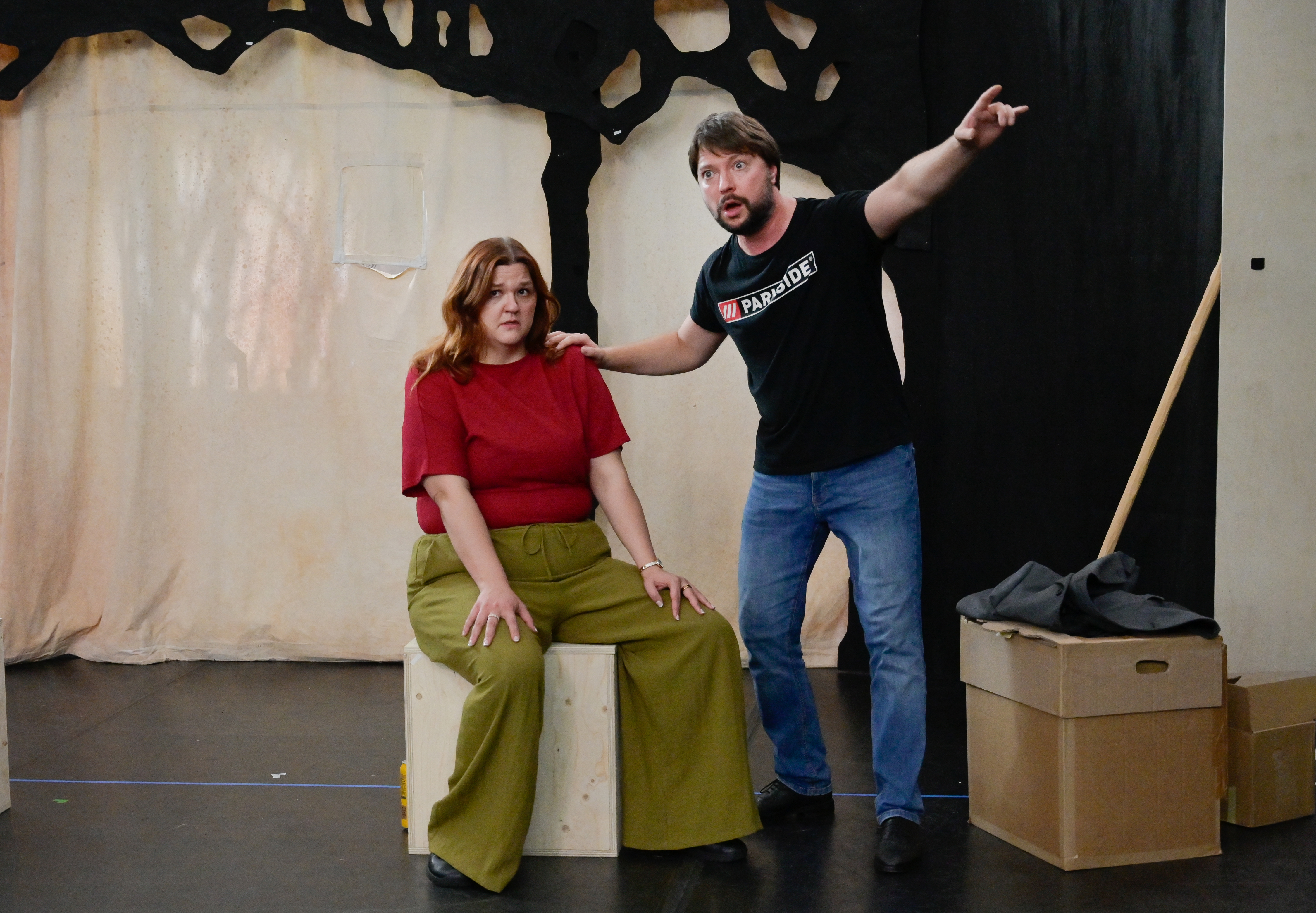 Avery Lafrentz (Gertrude (Mother) and Witch) and Alexey Gusev (Peter, Father). Credit Julie Howden.