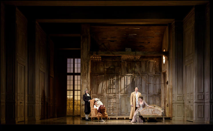 Figaro_Carousel_2.jpg