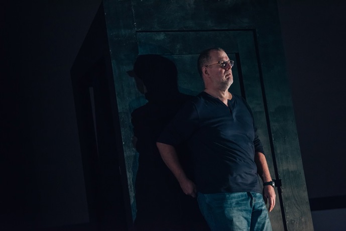 Robert Hayward in rehearsals for Bluebeard's Castle. Scottish Opera and Vanishing Point 2017. Credit Mihaela Bodlovic..JPG