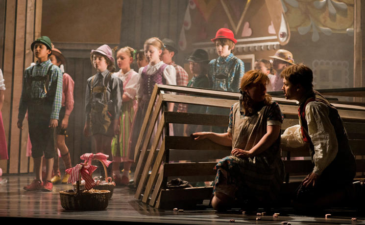 Hansel_and_Gretel_Carousel_Image_05.jpg