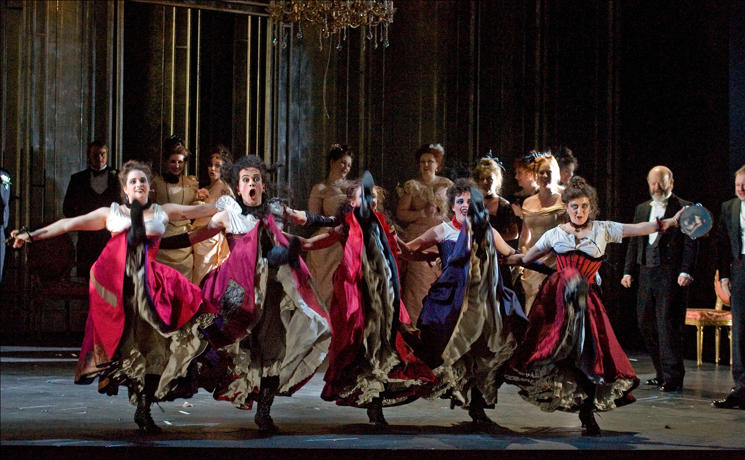 Traviata_Carousel_Image_203.jpg