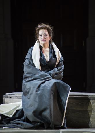 Mardi Byers in Ariadne auf Naxos. Scottish Opera 2018. Credit Richard Campbell. (2).jpg