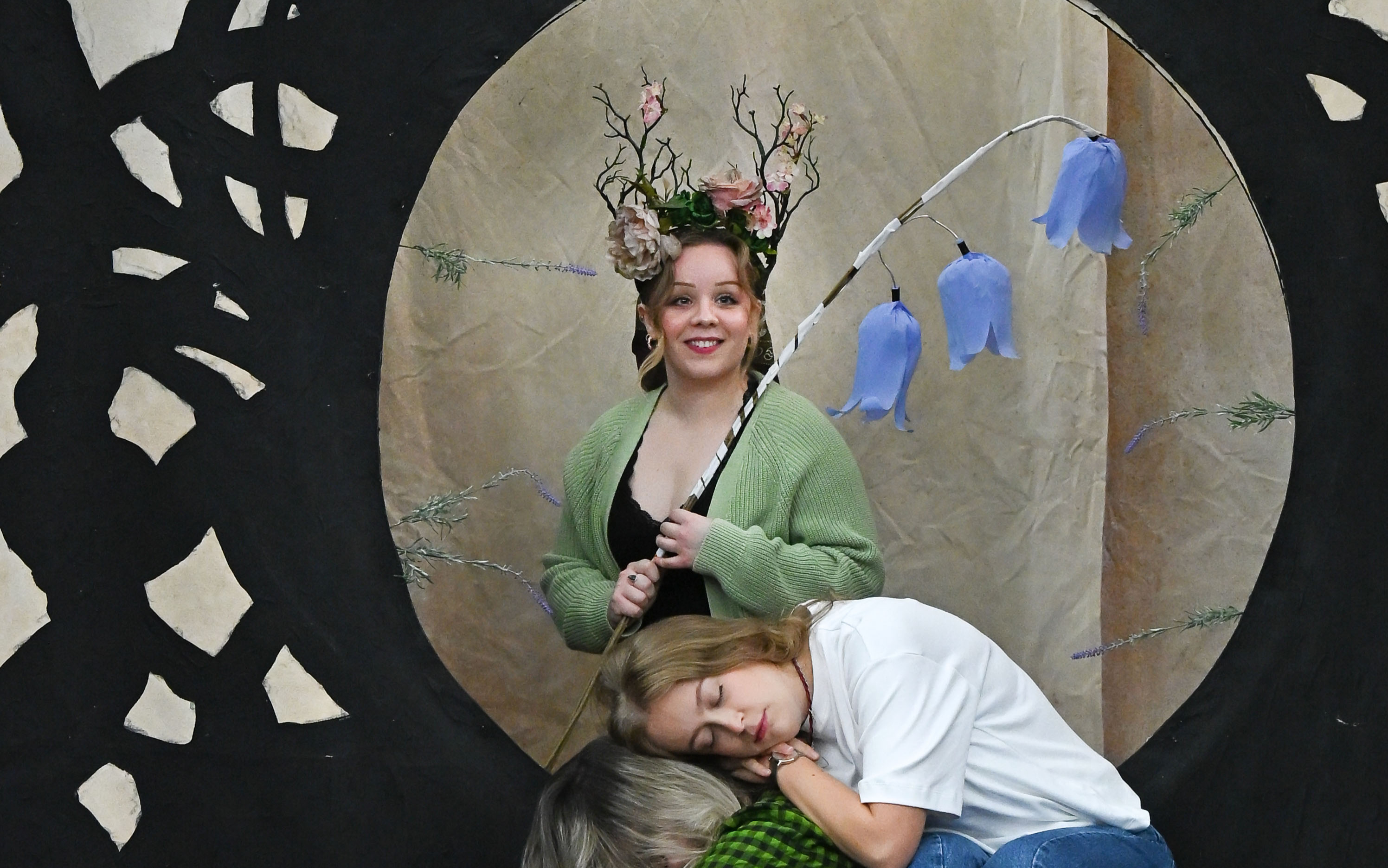 Emily Wishart (Dew Fairy), Charlotte Jane Kennedy (Gretel) and Charlotte Clapperton (Hansel). Credit Julie Howden.