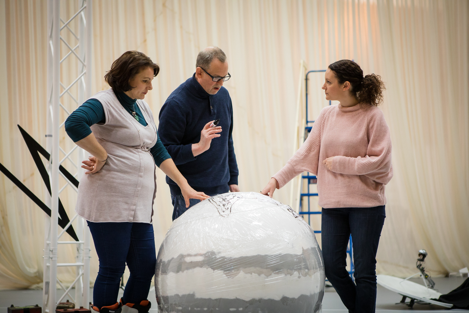 Jeni Bern, Director Matthew Richardson and Jennifer France in rehearsal for Anthropocene. Scottish Opera 2018. Credit Nadine Boyd.jpg