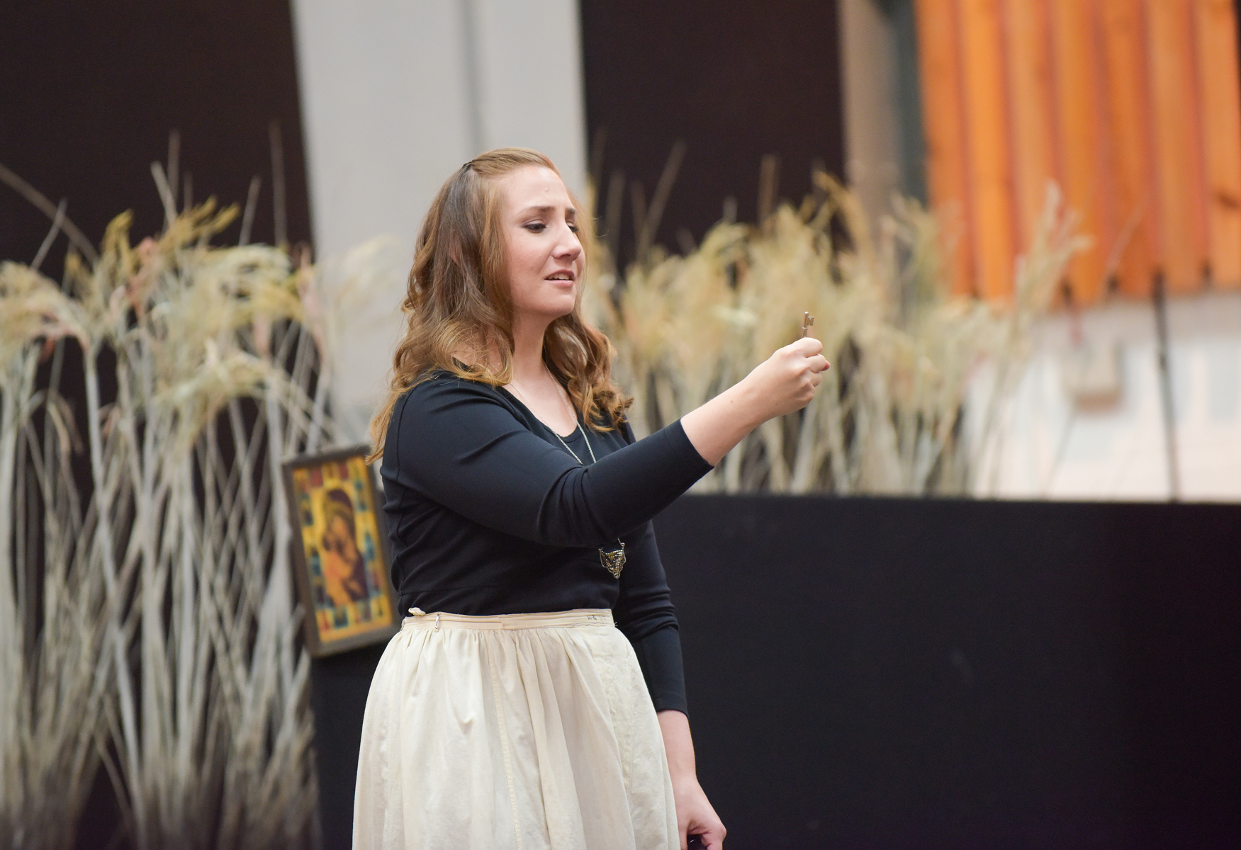 Laura Wilde in Kátya Kabanová rehearsals. Scottish Opera 2019. Credit Julie Howden. (3).JPG