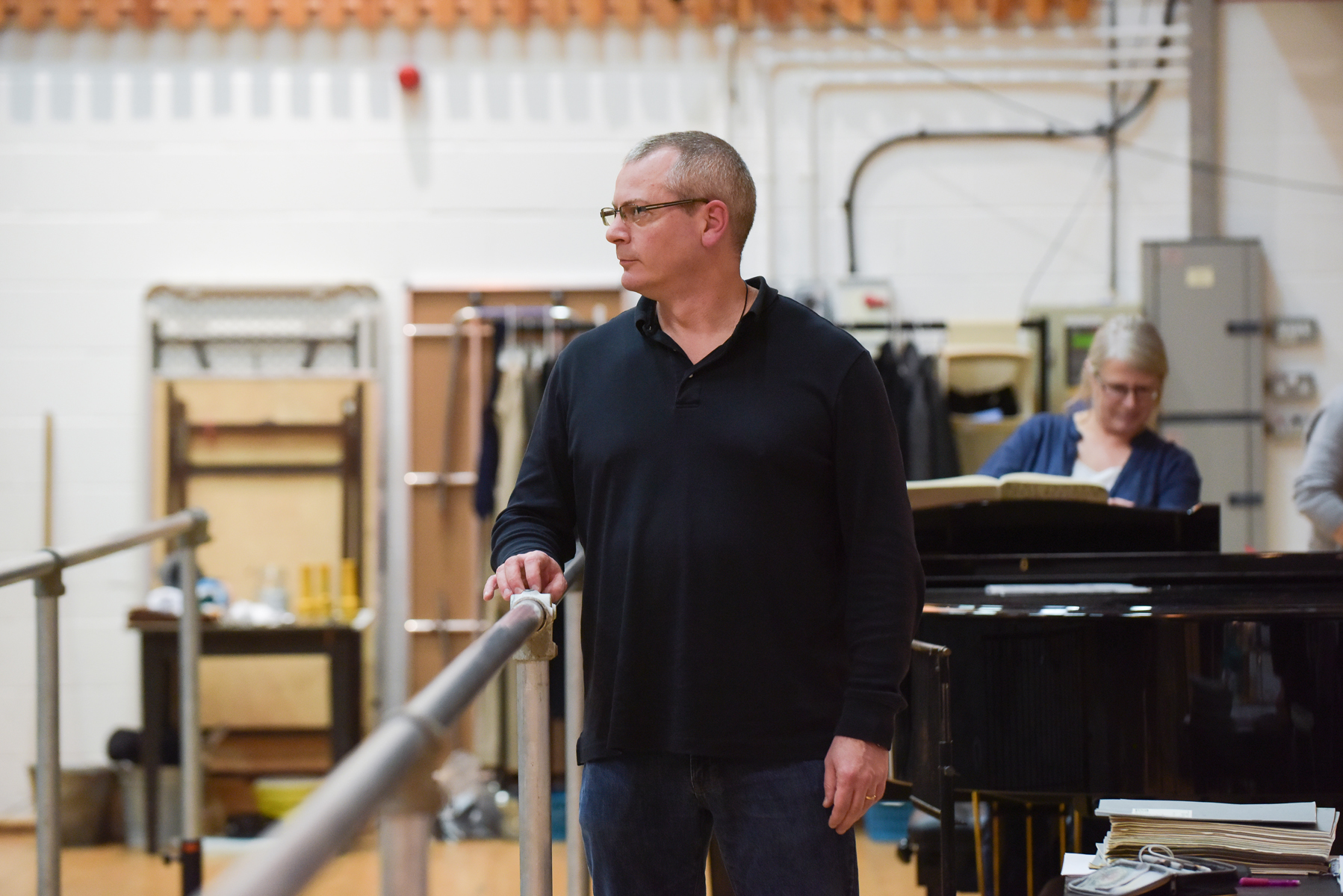 Scottish Opera Music Director Stuart Stratford in Kátya Kabanová rehearsals. Scottish Opera 2019. Credit Julie Howden..JPG