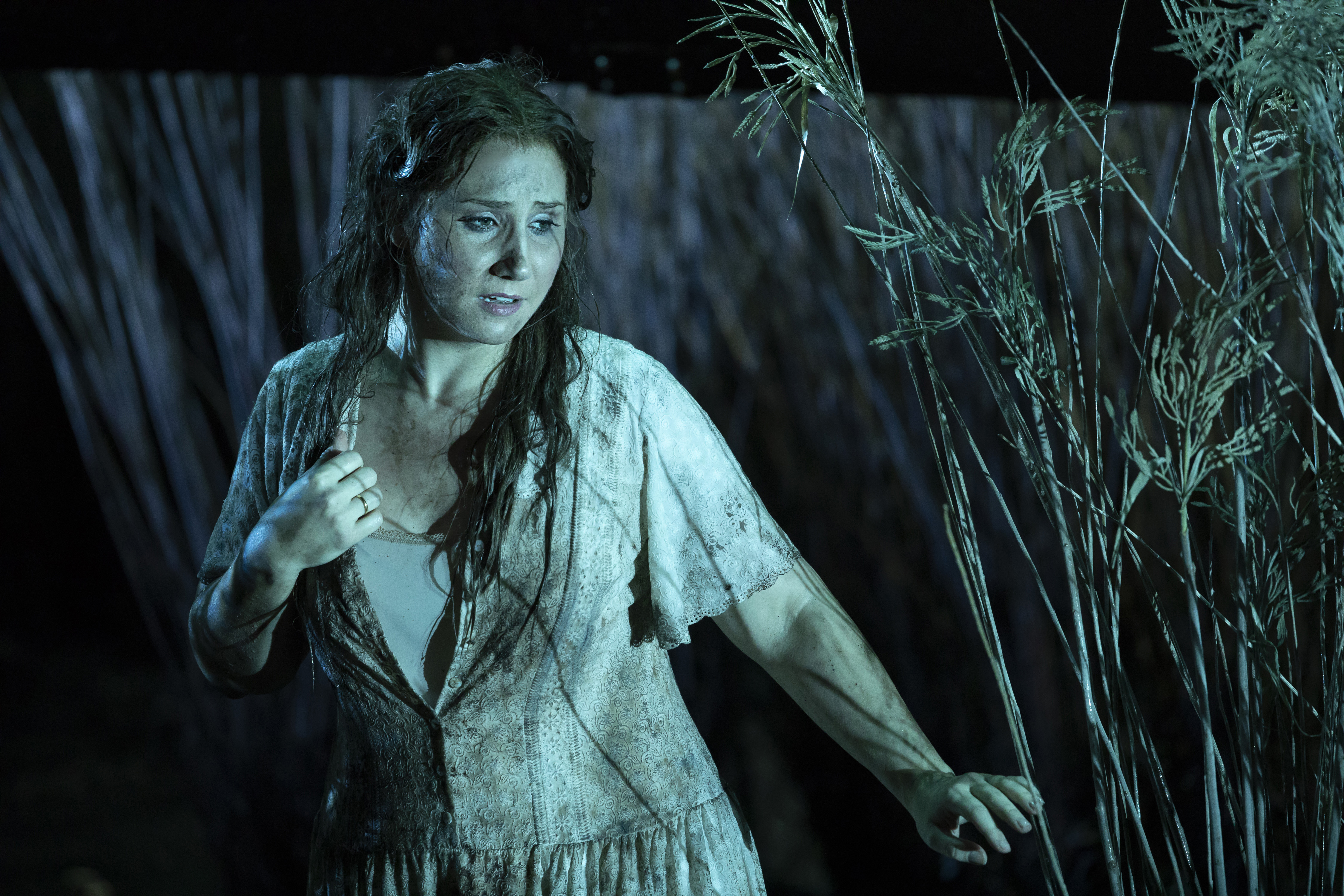 Laura Wilde (Kátya Kabanová) in Kátya Kabanová. Scottish Opera 2019. Credit James Glossop. (7).JPG