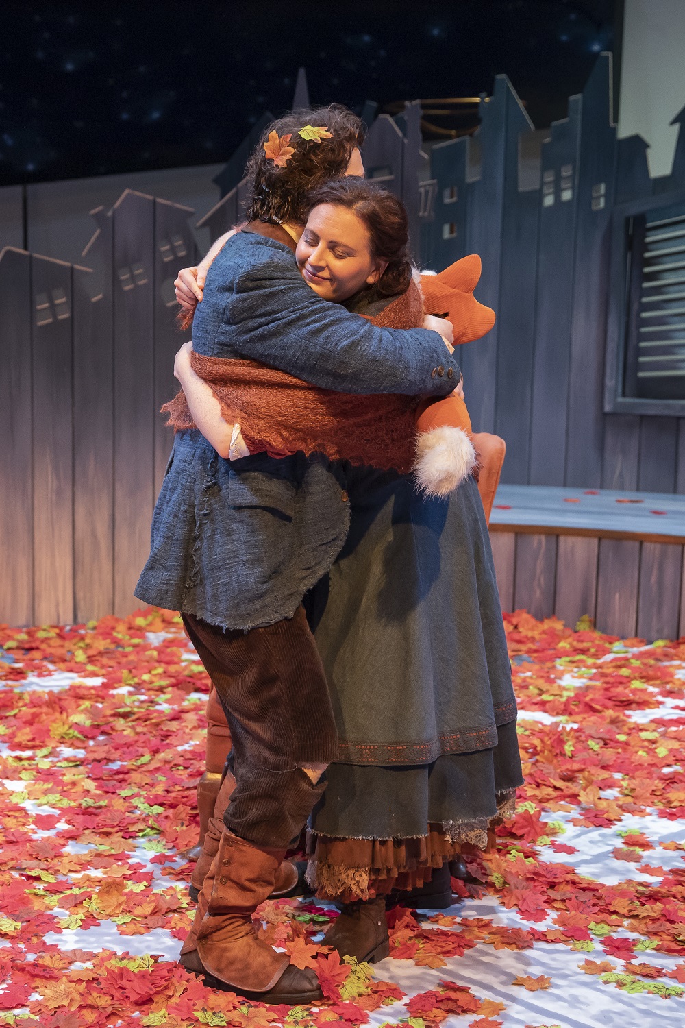 Daniel Keating-Roberts and Katie Grosset in Fox-tot! Credit James Glossop (2).jpg