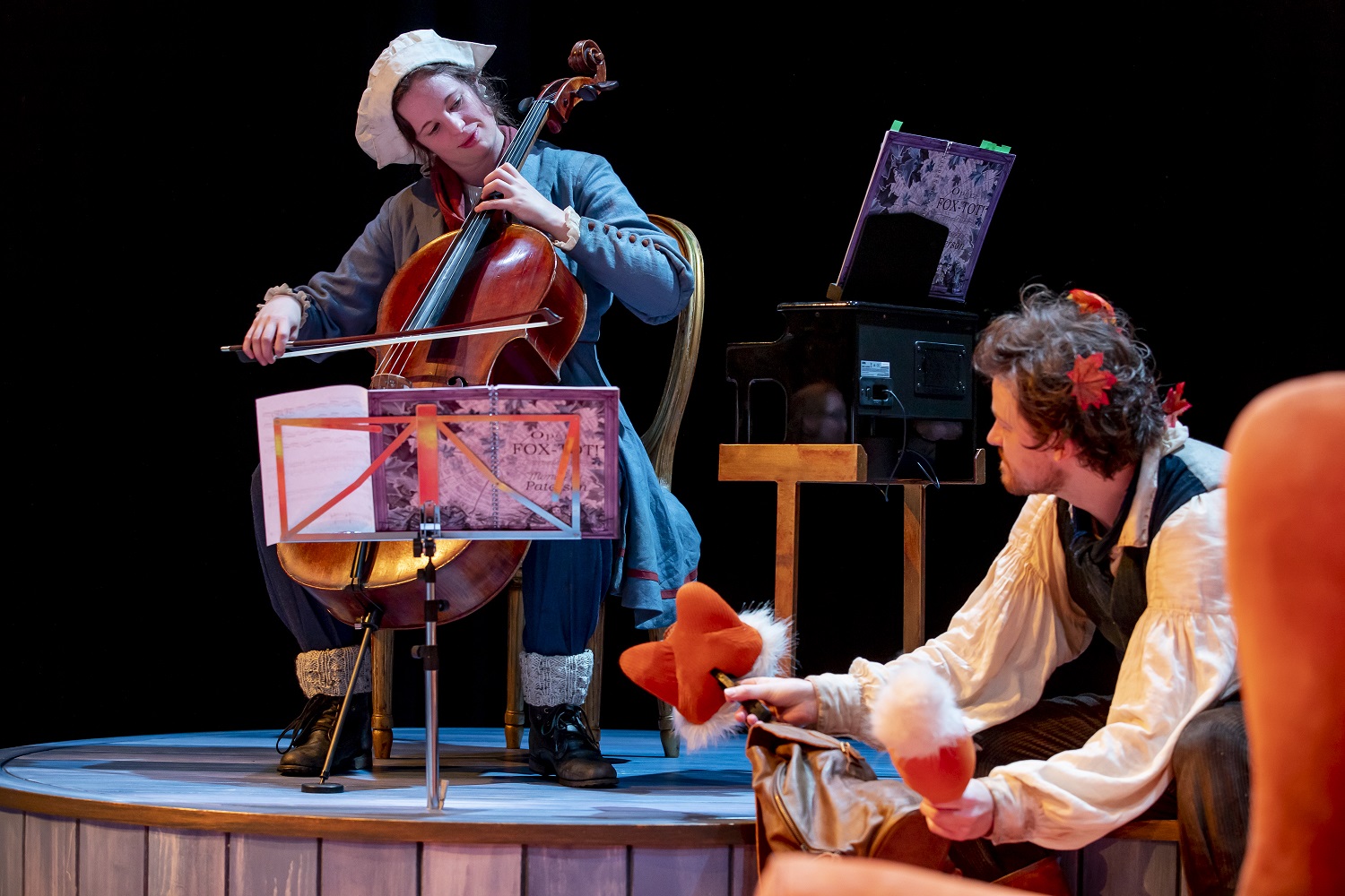 Laura Sergeant and Daniel Keating-Roberts in Fox-tot! Credit James Glossop.jpg