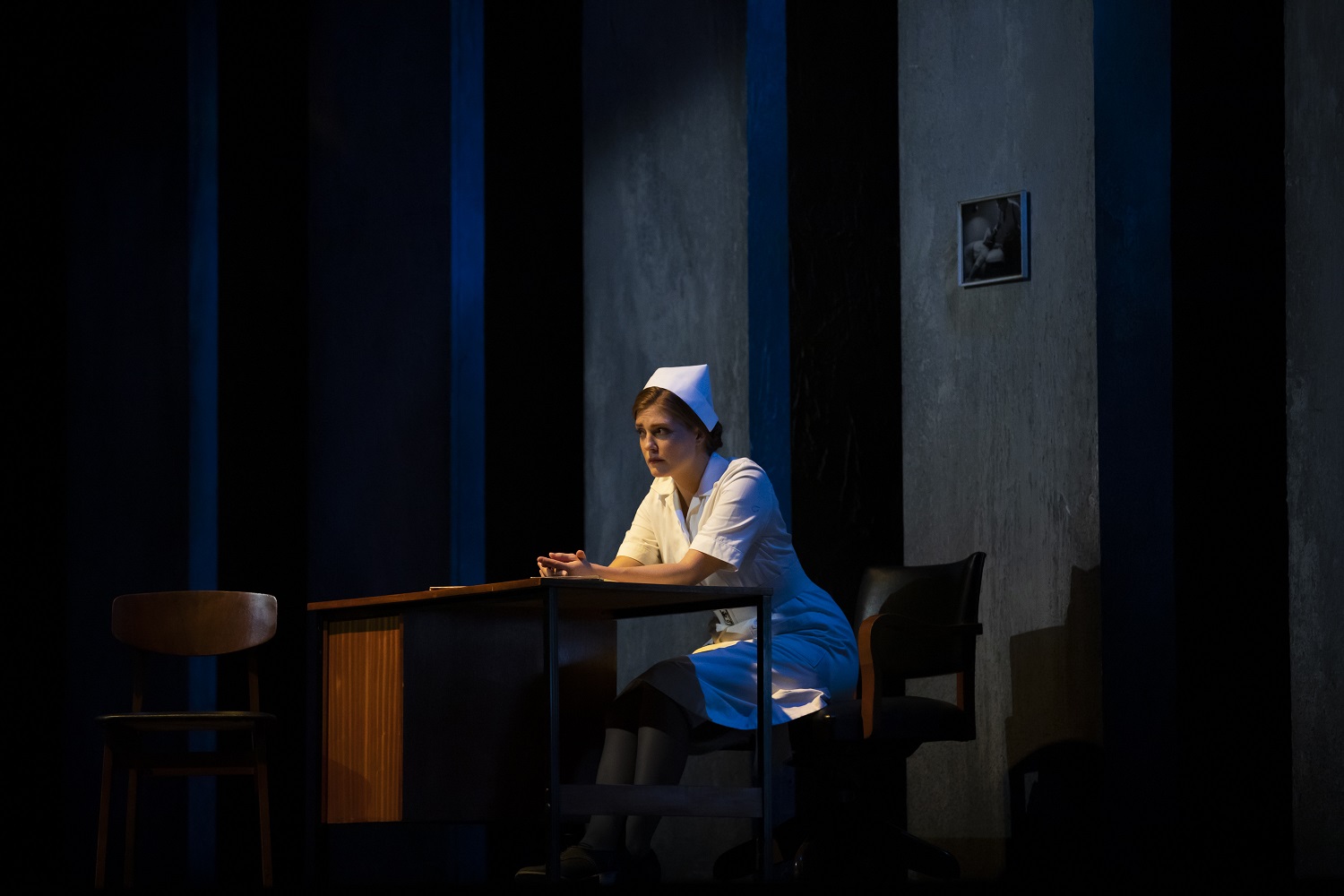Wallis Giunta (Dodo) in Breaking the Waves. Credit James Glossop..JPG