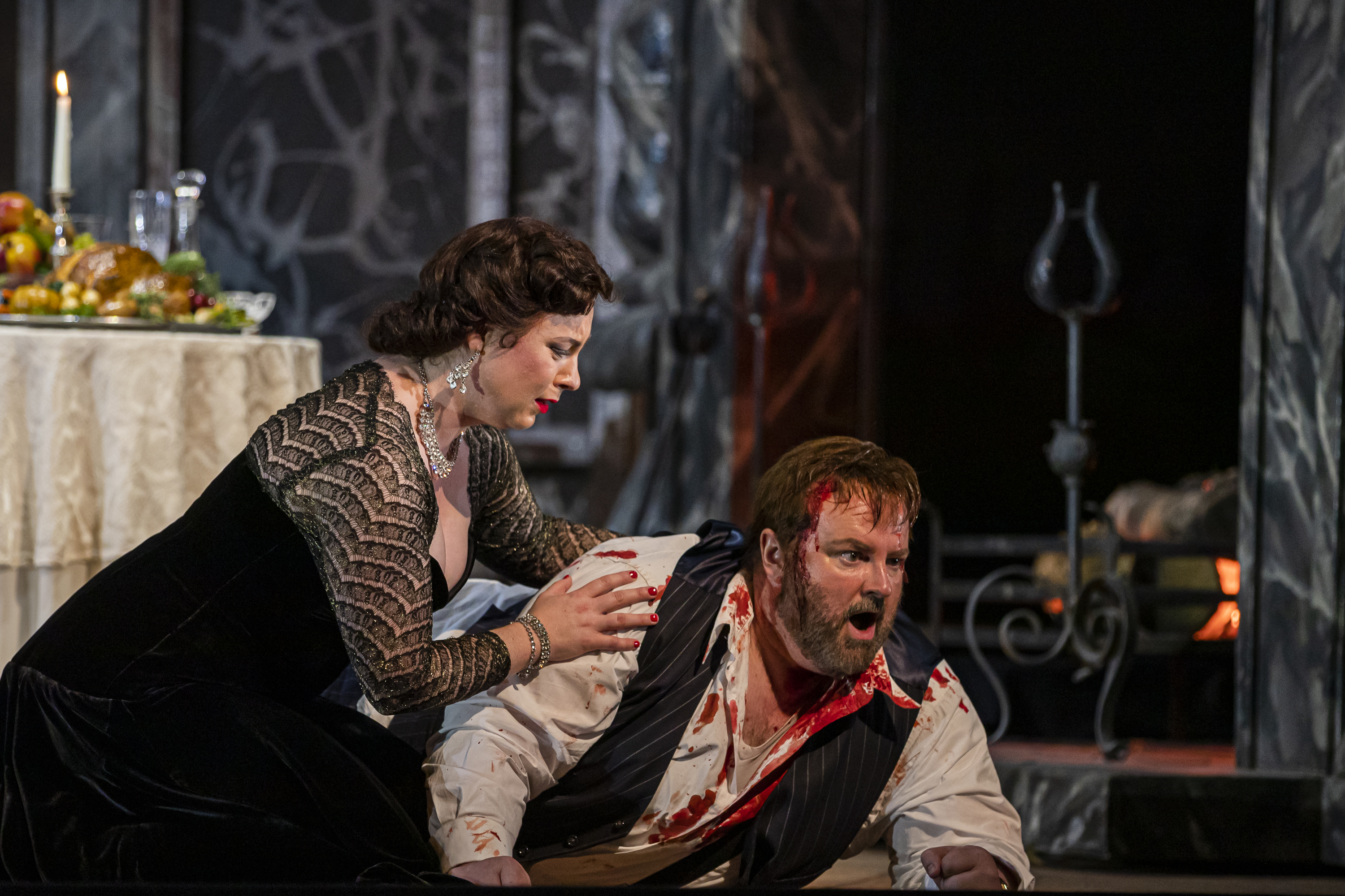 Natalya Romaniw as Tosca and Gwyn Hughes Jones as Cavaradossi. Scottish Opera 2019. Credit James Glossop..JPG