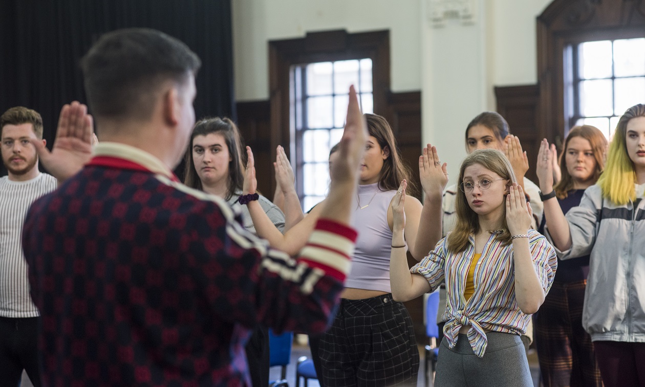 Director Johnny McKnight and Scottish Opera Young Company members in rehearsal (2).JPG