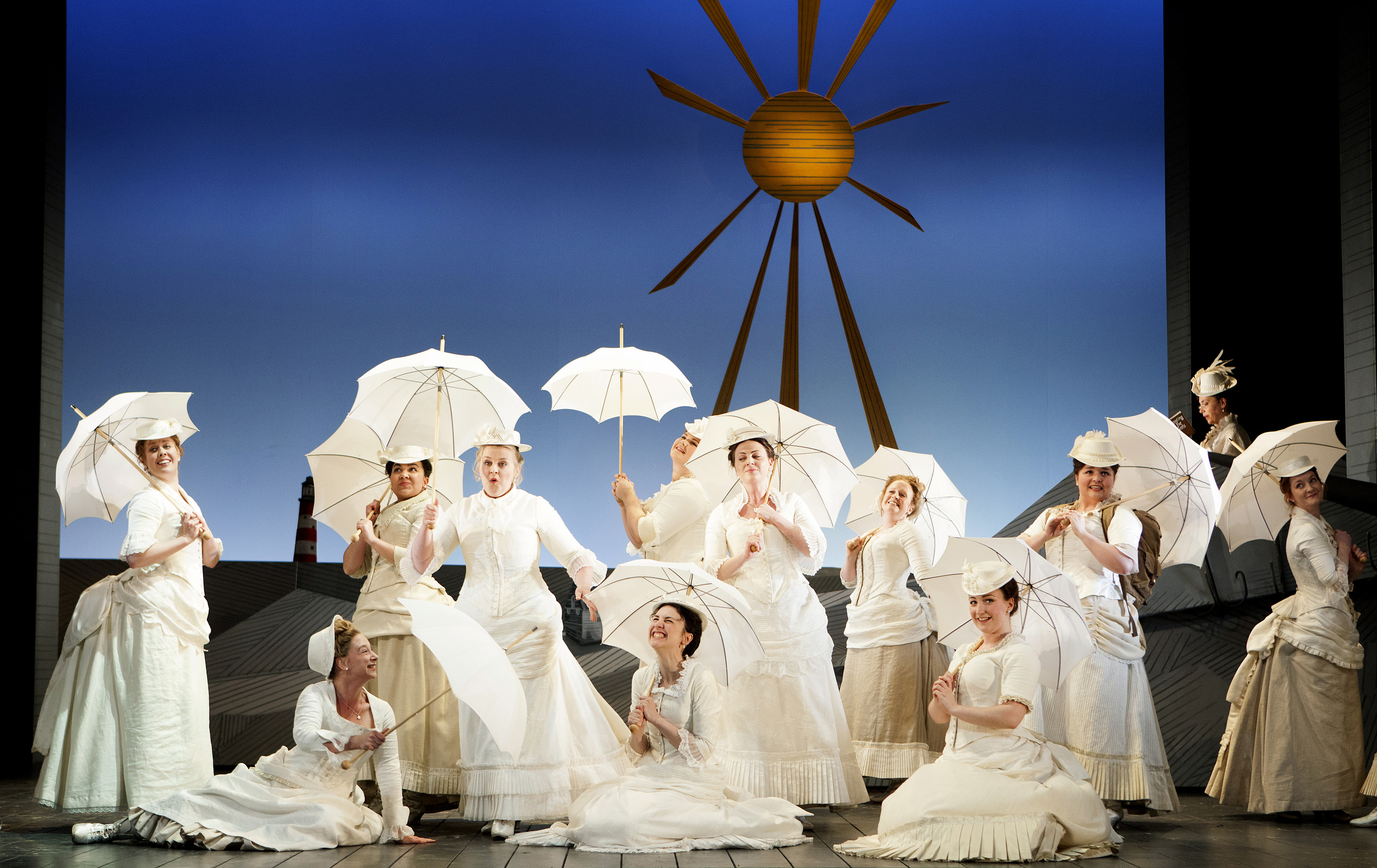 2. The Pirates of Penzance. Scottish Opera and D'Oyly Carte Opera Company. Credit KK Dundas..jpg (1)