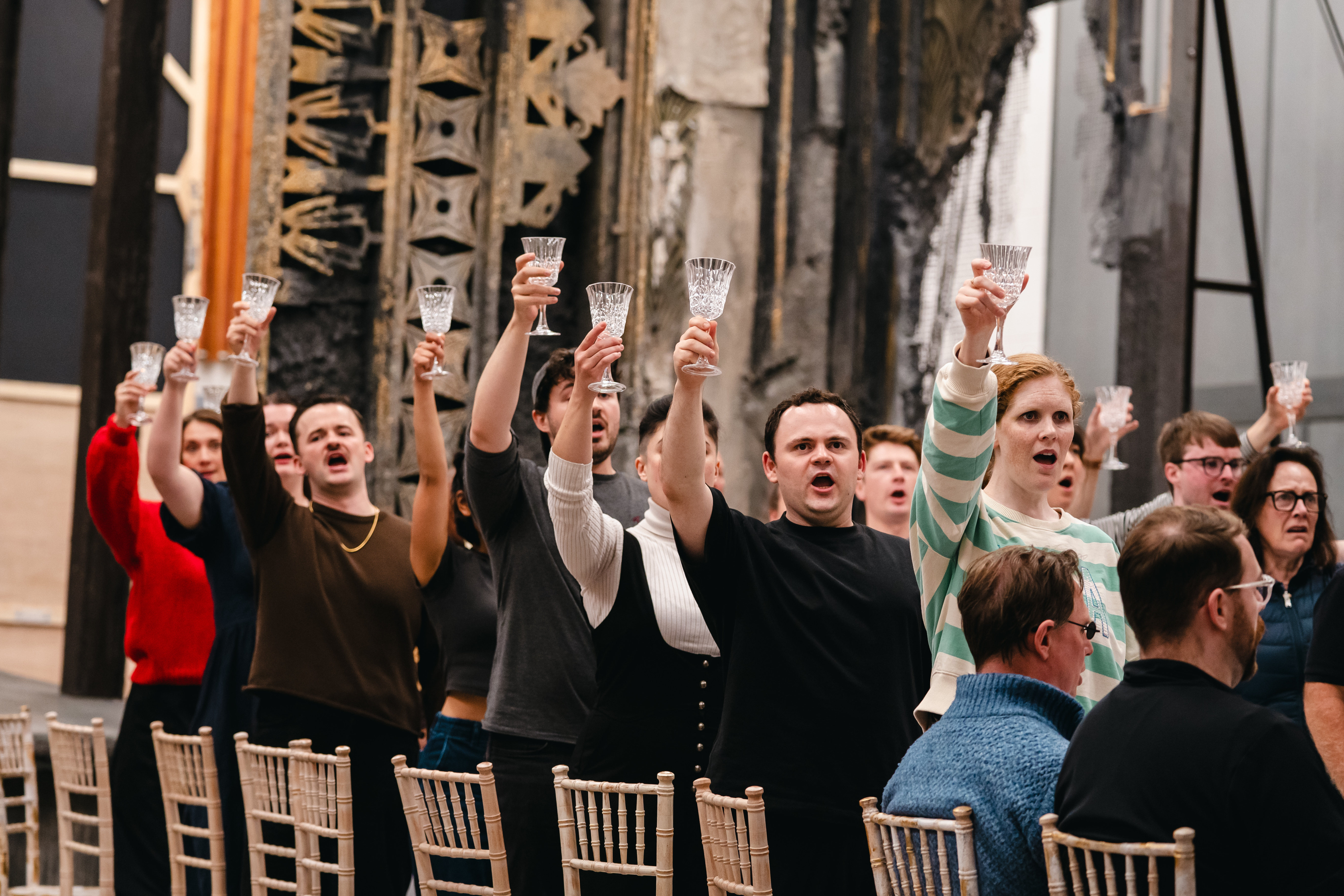 The chorus of Turandot. Credit Hope Holmes.