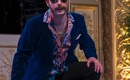 Arthur Bruce (Guglielmo) in Cosi fan tutte. Scottish Opera 2020. Credit James Glossop..JPG