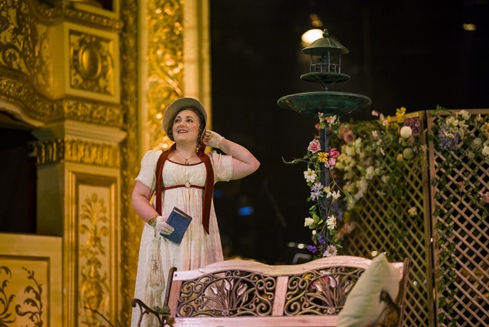 Catriona Hewitson in L'elisir D'amore. Scottish Opera 2021. Credit James Glossop.JPG (1)