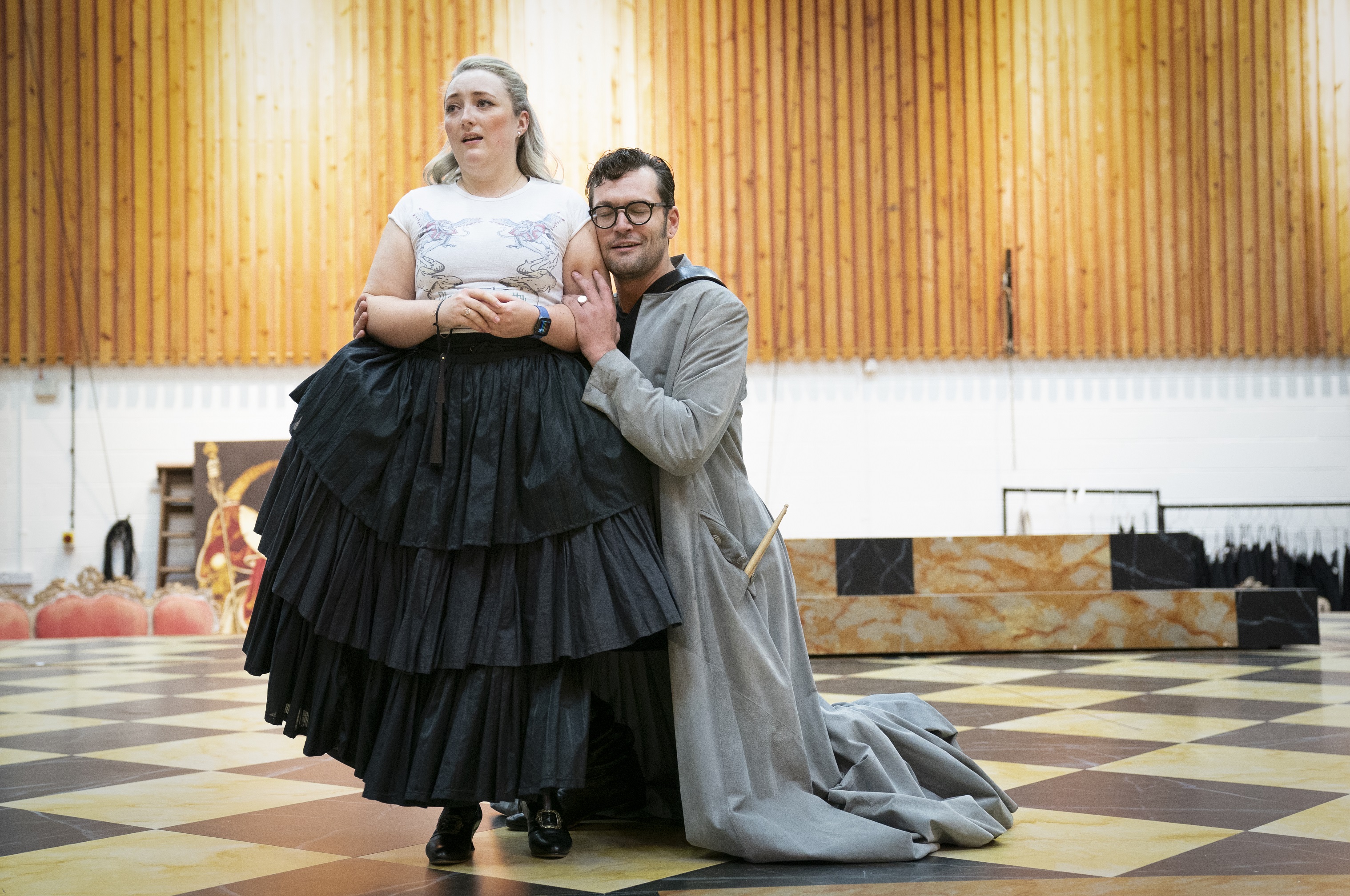 Catriona Hewitson and Dan Shelvey in The Gondoliers rehearsals. Scottish Opera 2021. Credit Jane Barlow..JPG