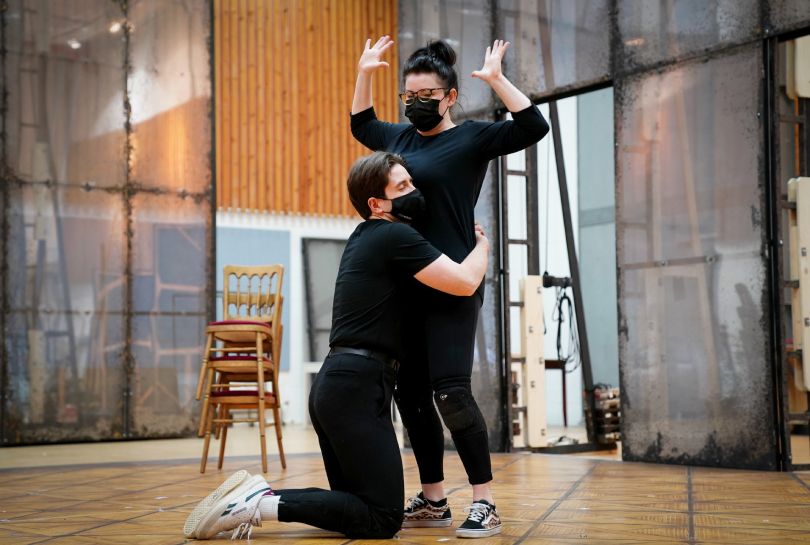 Elgan Llŷr Thomas (Lysander) and Charlie Drummond (Helena) in rehearsals for A Midsummer Night's Dream. Scottish Opera 2022. Credit Jane Barlow-web.jpg