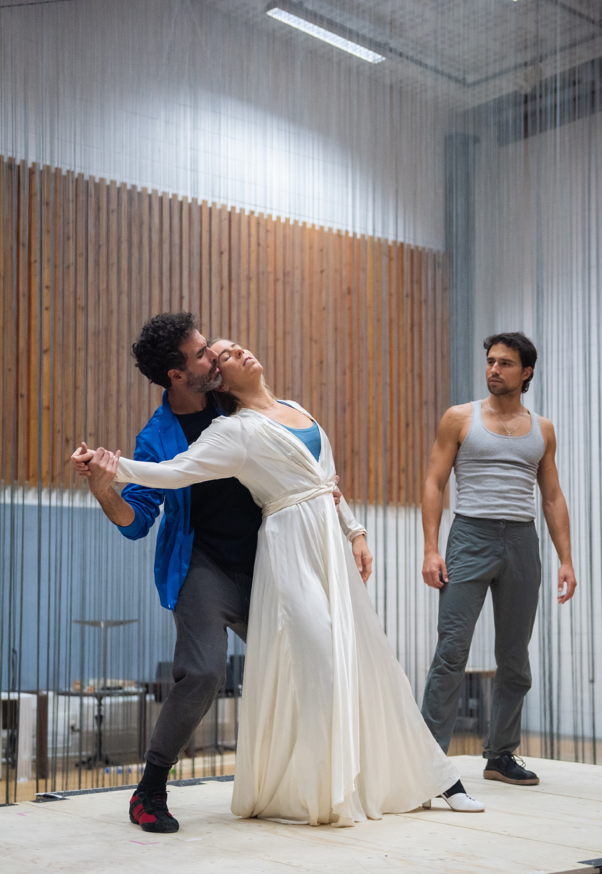 Lauren Fagan (Margarita Xirgu) with dancers Juan Pedro Delgado and Aitor Hernandez during Ainadamar rehearsals. Scottish Opera 2022. Credit Julie Howden..jpg