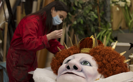 Head of Props Marian Colquhoun working on Falstaff. Scottish Opera 2021. Credit James Glossop..jpg