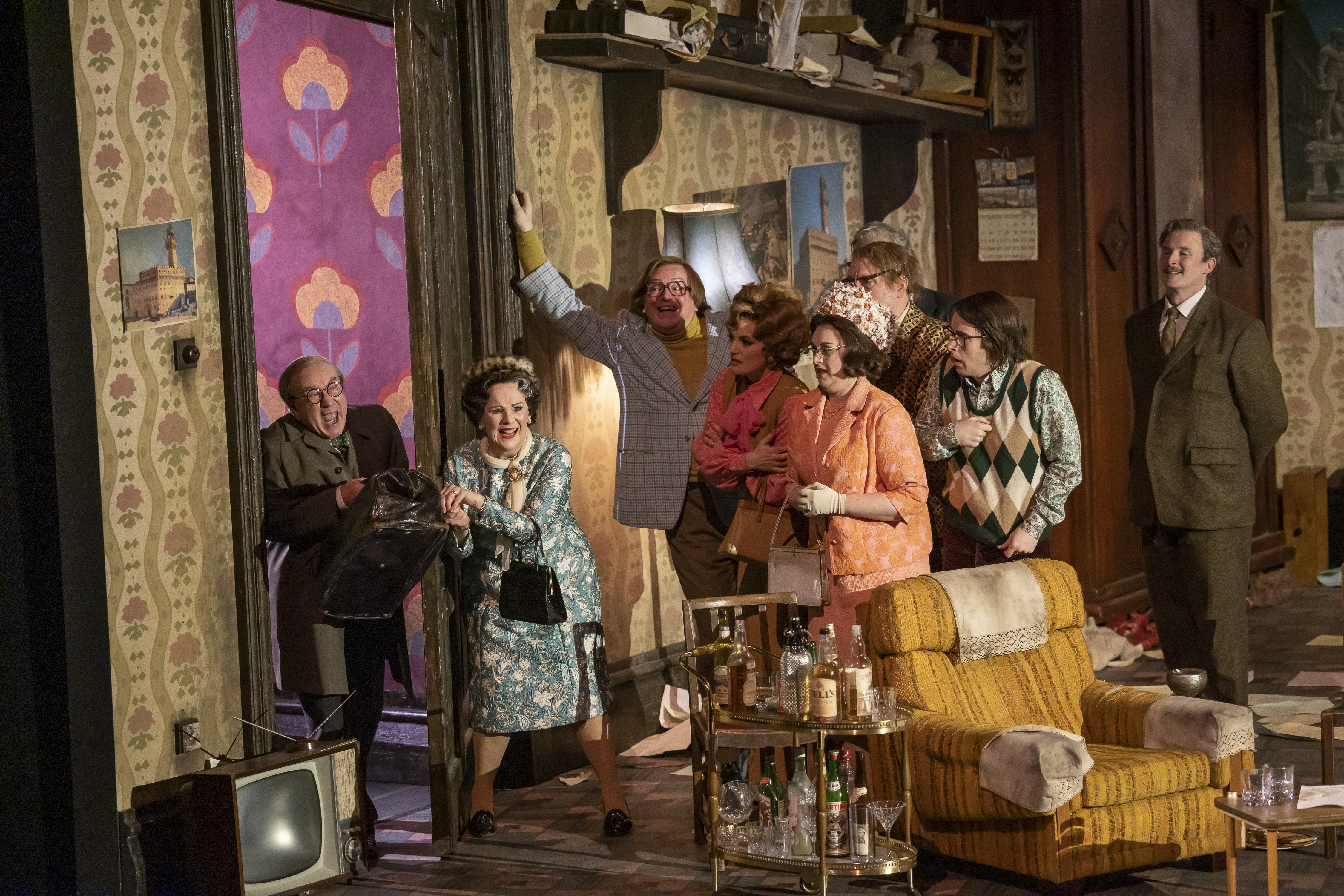 The cast of Gianni Schicchi at the Dress Rehearsal. Scottish Opera 2023. Credit James Glossop. (2).JPG