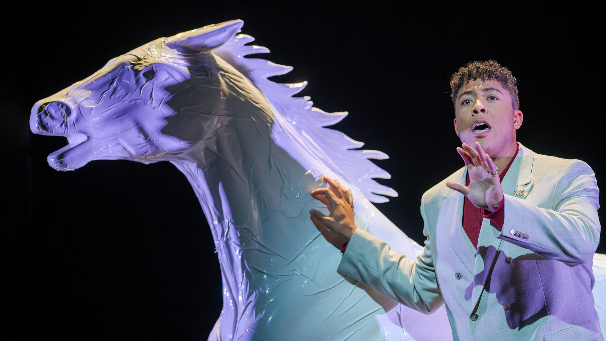 Justin Austin (Lucky Mack) in The Galloping Cure. Scottish Opera 2026. Credit Christopher Bowen.. (1)