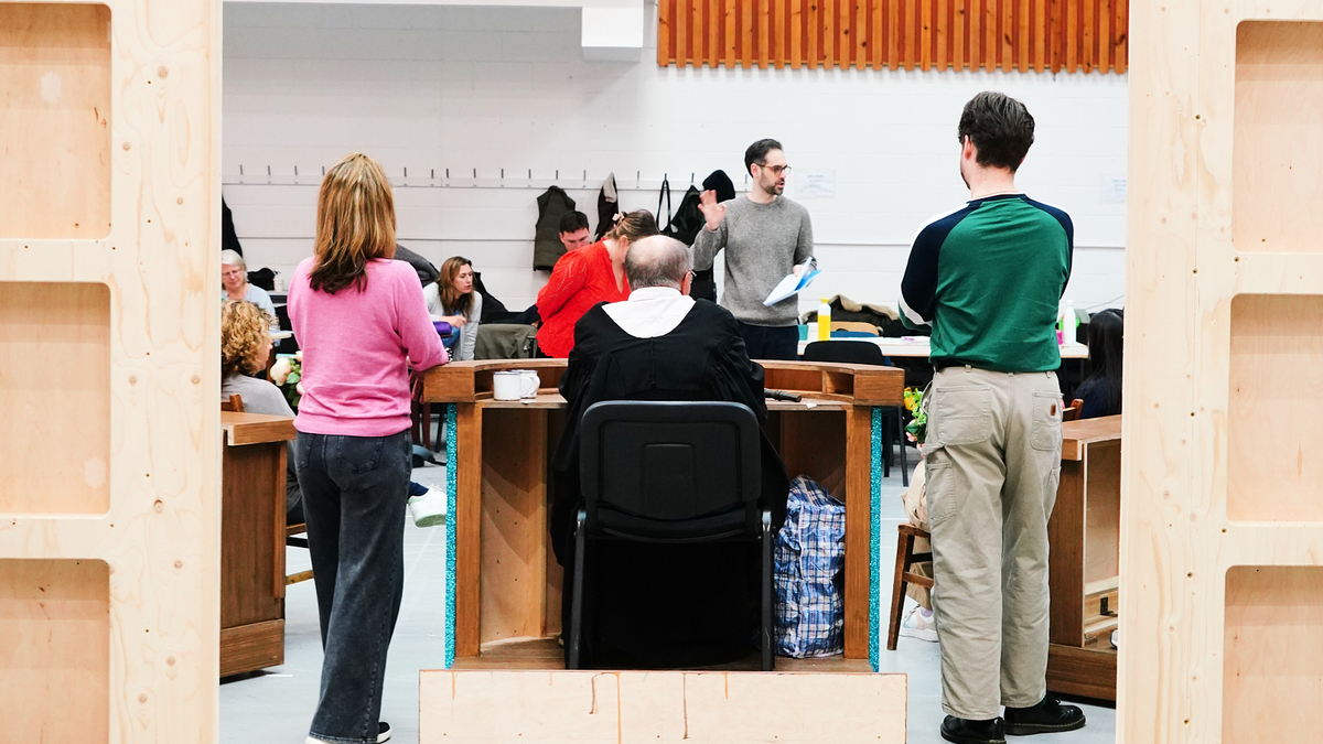 In The Rehearsal Room Of Trial By Jury. Credit Ruby Pluhar.. (1)