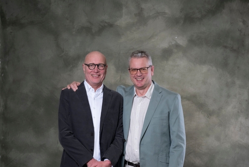(L To R) Scottish Opera General Director, Alex Reedijk, With Music Director, Stuart Stratford. Credit Kirsty Anderson. 495 X 330
